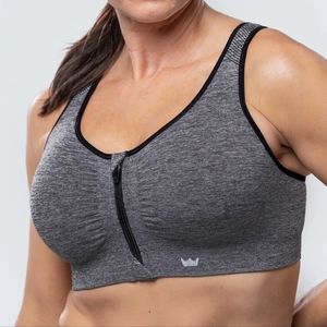 Shefit graphite Lounge bra size 6 Luxe. NWT